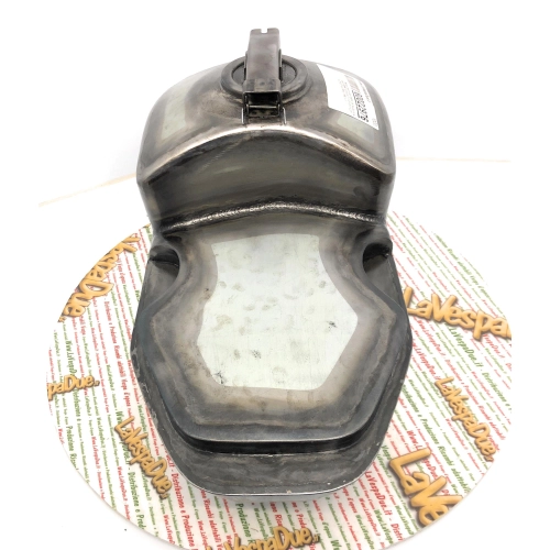 Fuel tank for VESPA 125 Sei Giorni and Sport VESPA 125 150 VN1T VN2T VB1T VL1T VL2T VL3T from 1955 to 1958 9 liters