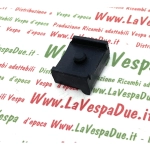 Rubber tank fixing bracket for VESPA 125 150 V1T V15T V30T V33T VM1 VM2 VN1 VN2 150 VL1 VL2 VL3 VB1 VGL1T ro 013821